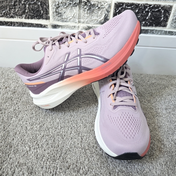 Asics GT-1000 13 Women's Pink Running Shoes Size 10 - Picture 1 of 7